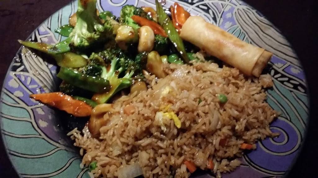 Thousand Crane | restaurant | 1000 Elm St, Manchester, NH 03101, USA | 6036340000 OR +1 603-634-0000