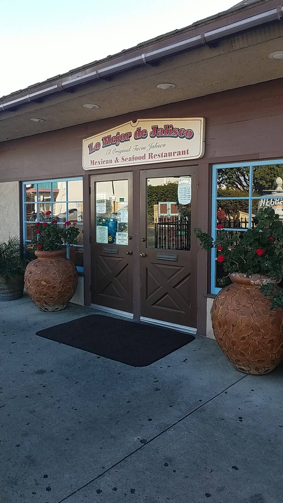 Jaliscos Mexican Restaurant (Lo Mejor De Jalisco) | restaurant | 271 E Channel Islands Blvd, Port Hueneme, CA 93041, USA | 8053820731 OR +1 805-382-0731