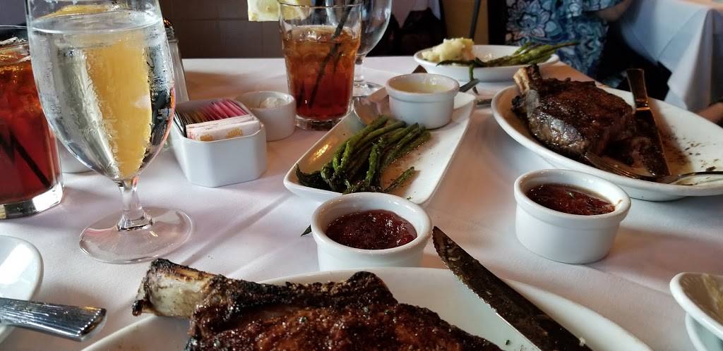 Ruths Chris Steak House | restaurant | 220 N Gulph Rd, King of Prussia, PA 19406, USA | 6109921818 OR +1 610-992-1818