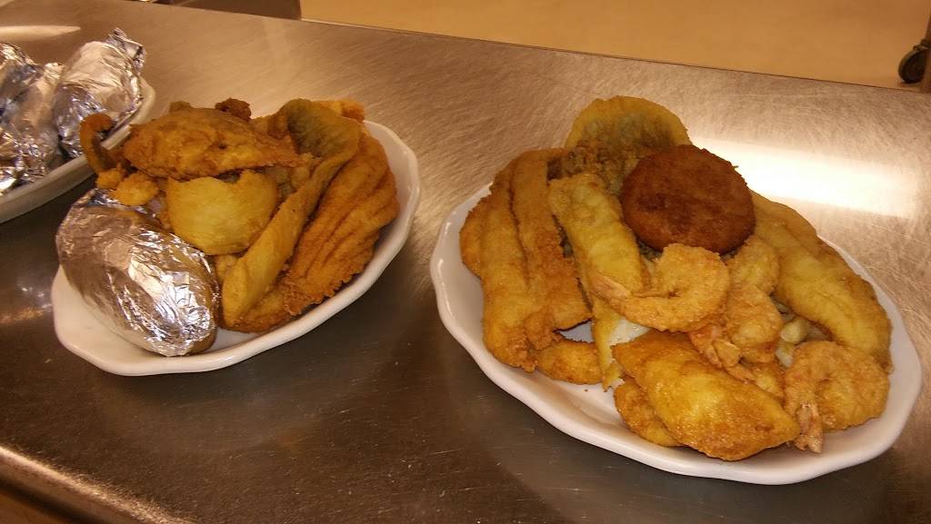 Mayflower Seafood Restaurant | restaurant | 1641 Freeway Dr, Reidsville, NC 27320, USA | 3363421764 OR +1 336-342-1764