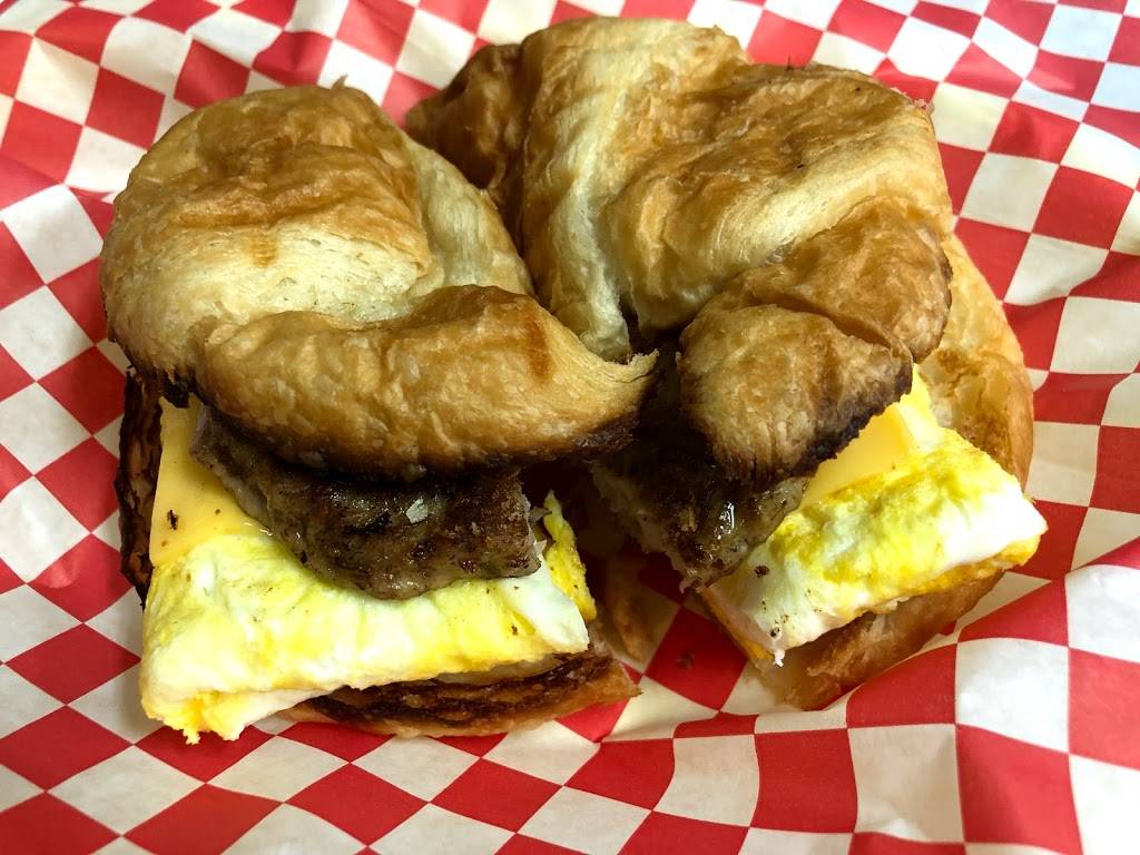 Adams 7th Street Market | restaurant | 401 Hawthorne Ln # 100, Charlotte, NC 28204, USA | 7043340001 OR +1 704-334-0001