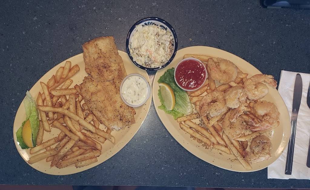 Oasis Diner | restaurant | 901 US-1, Fort Pierce, FL 34950, USA | 7728283302 OR +1 772-828-3302