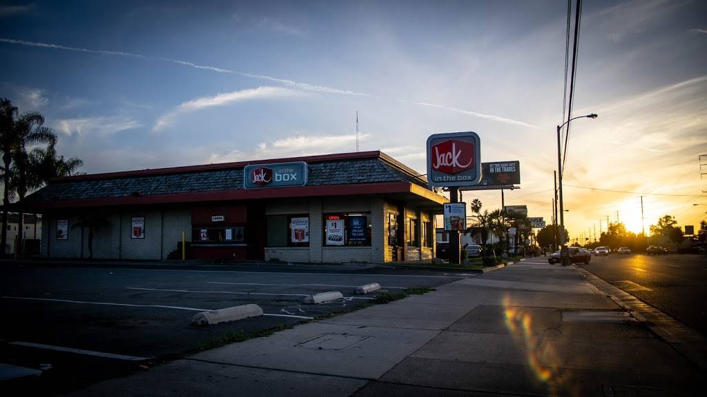 Jack in the Box | restaurant | 10642 Katella Ave, Anaheim, CA 92804, USA | 7147783054 OR +1 714-778-3054