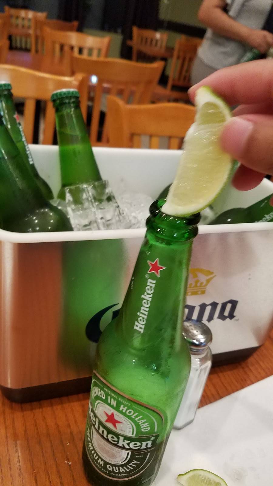 Rickys Pub & Grill | restaurant | 237 N Glebe Rd, Arlington, VA 22203, USA | 7032437400 OR +1 703-243-7400