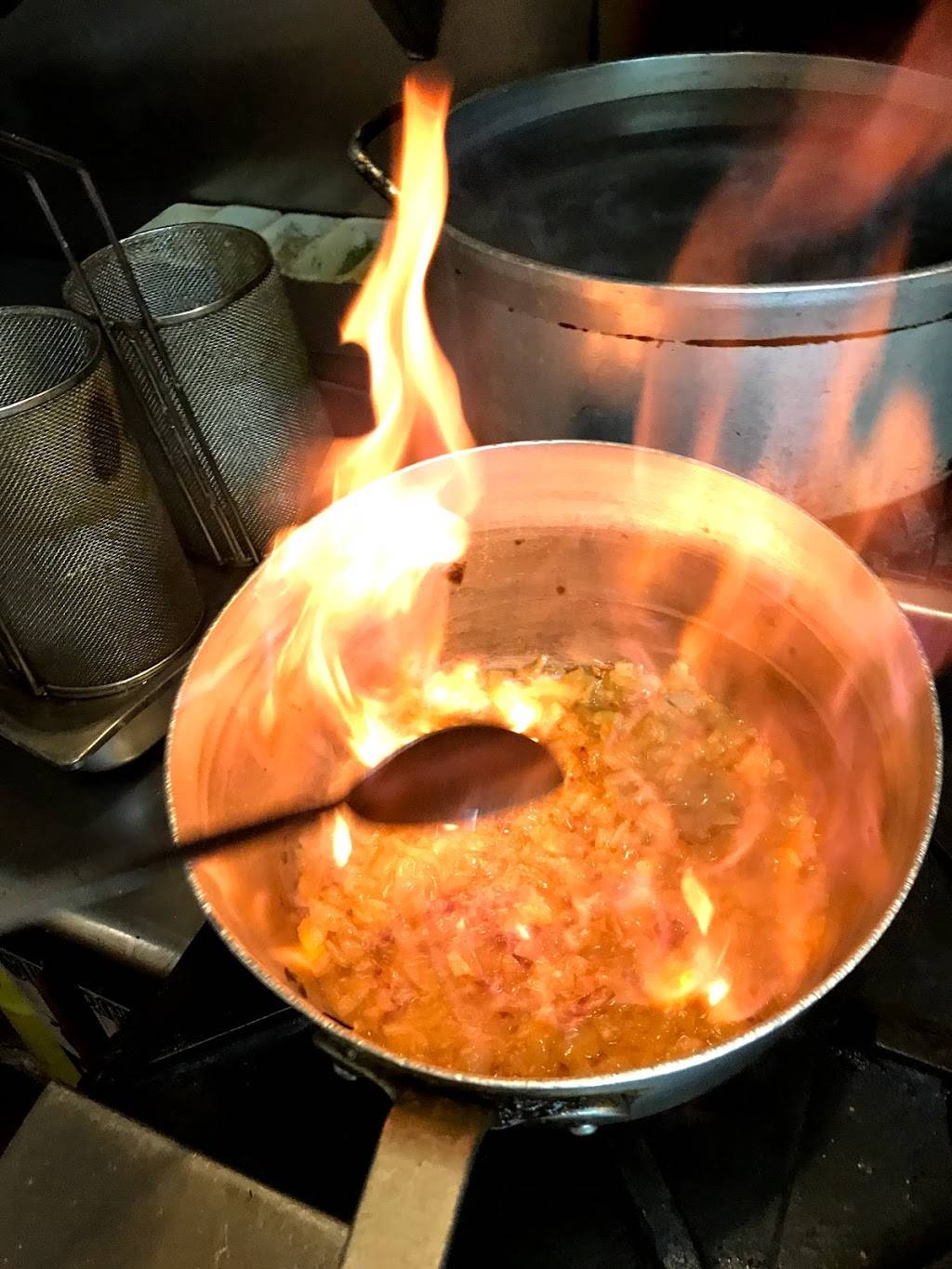 Rosas Pizzeria | restaurant | 43 Great Neck Rd, Great Neck, NY 11021, USA | 5164667722 OR +1 516-466-7722