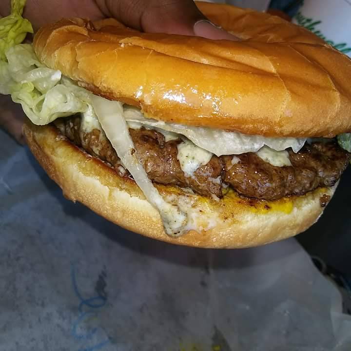 Southwells Hamburger Grill | restaurant | 9410 Gaylord Dr, Houston, TX 77024, USA | 7134645268 OR +1 713-464-5268