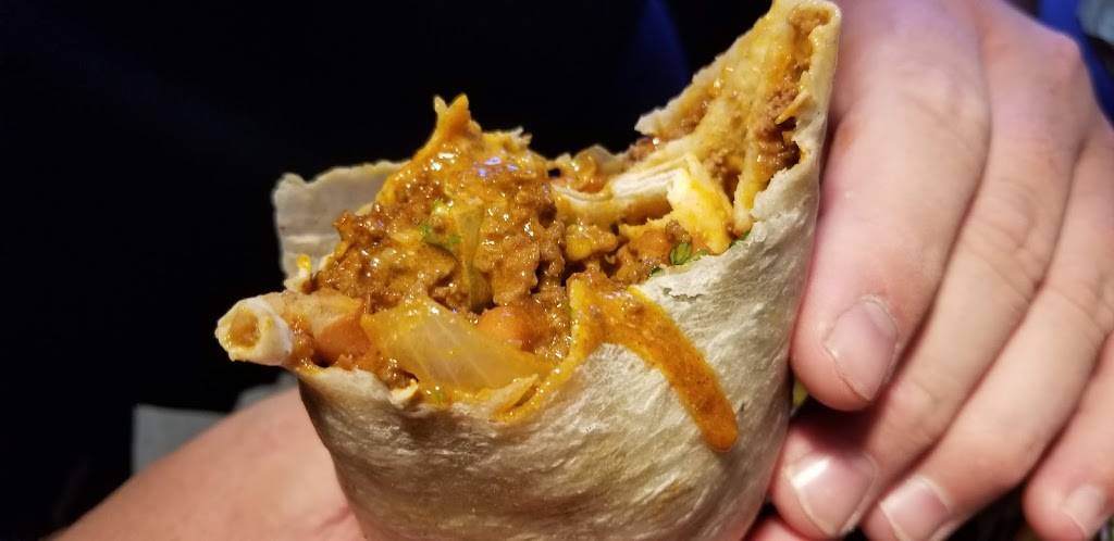 Moes Southwest Grill | restaurant | 3832 W Newberry Rd, Gainesville, FL 32607, USA | 3523372850 OR +1 352-337-2850