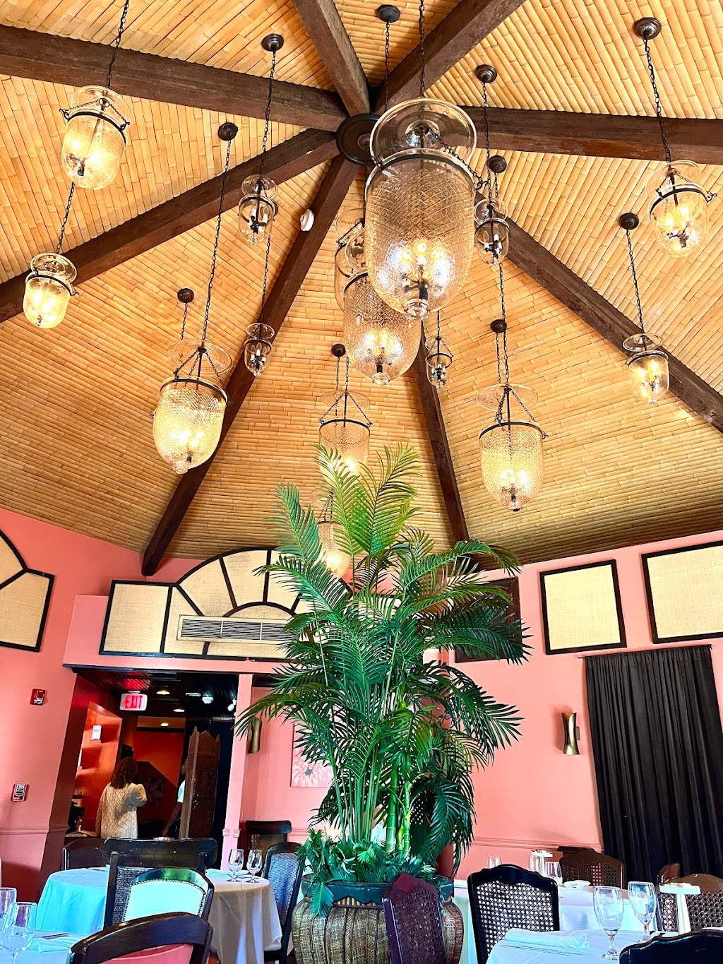 Creperie at Maison Martinique Restaurant | restaurant | 1603 Ocean Dr, Vero Beach, FL 32963, USA | 7722317299 OR +1 772-231-7299