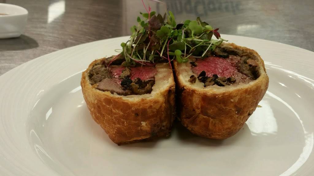 Final Cut Steak & Seafood | restaurant | 200 Georgesville Rd, Columbus, OH 43228, USA | 6143084540 OR +1 614-308-4540