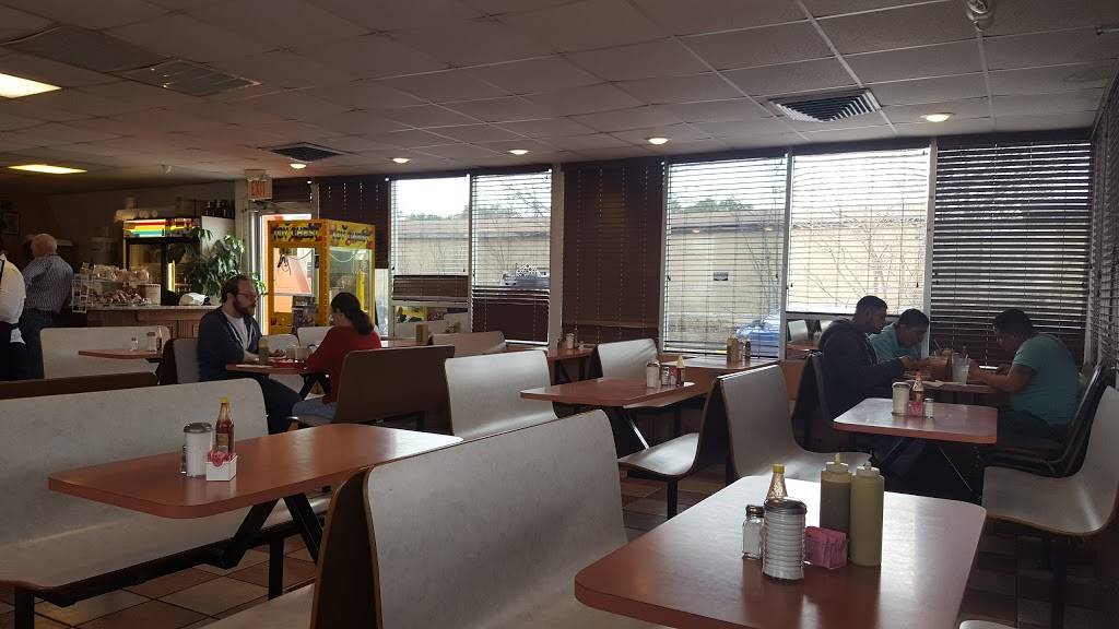 Taqueria Vallarta | restaurant | 8234 Broadway St, San Antonio, TX 78209, USA | 2108290180 OR +1 210-829-0180