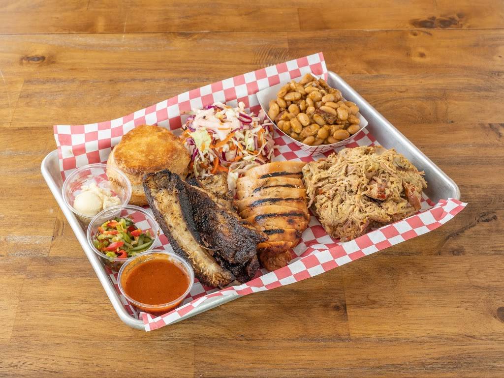 Hound Dog BBQ | restaurant | 1320 SE Water Ave, Portland, OR 97214, USA | 5035932828 OR +1 503-593-2828