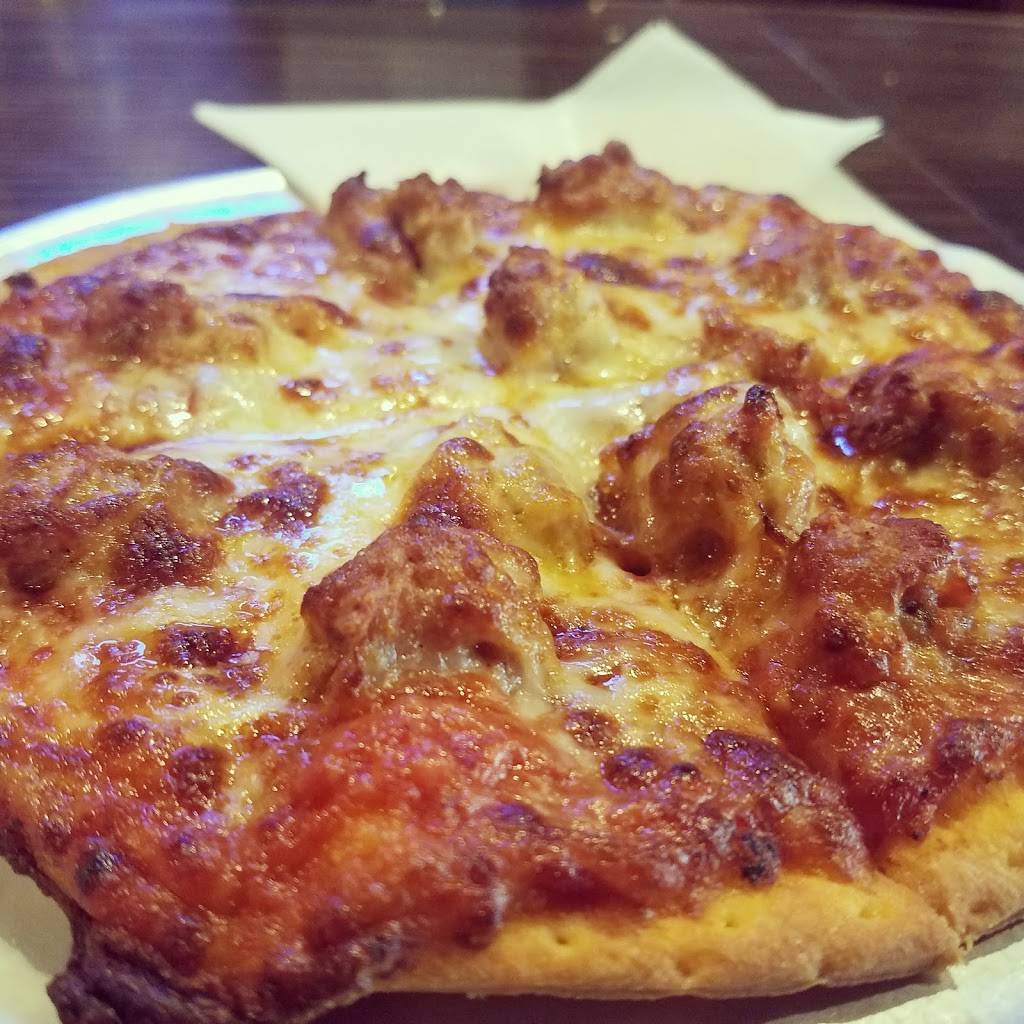 Chuck Celsis Tavern Restaurant | restaurant | 205 5th St, West Des Moines, IA 50265, USA | 5152559827 OR +1 515-255-9827