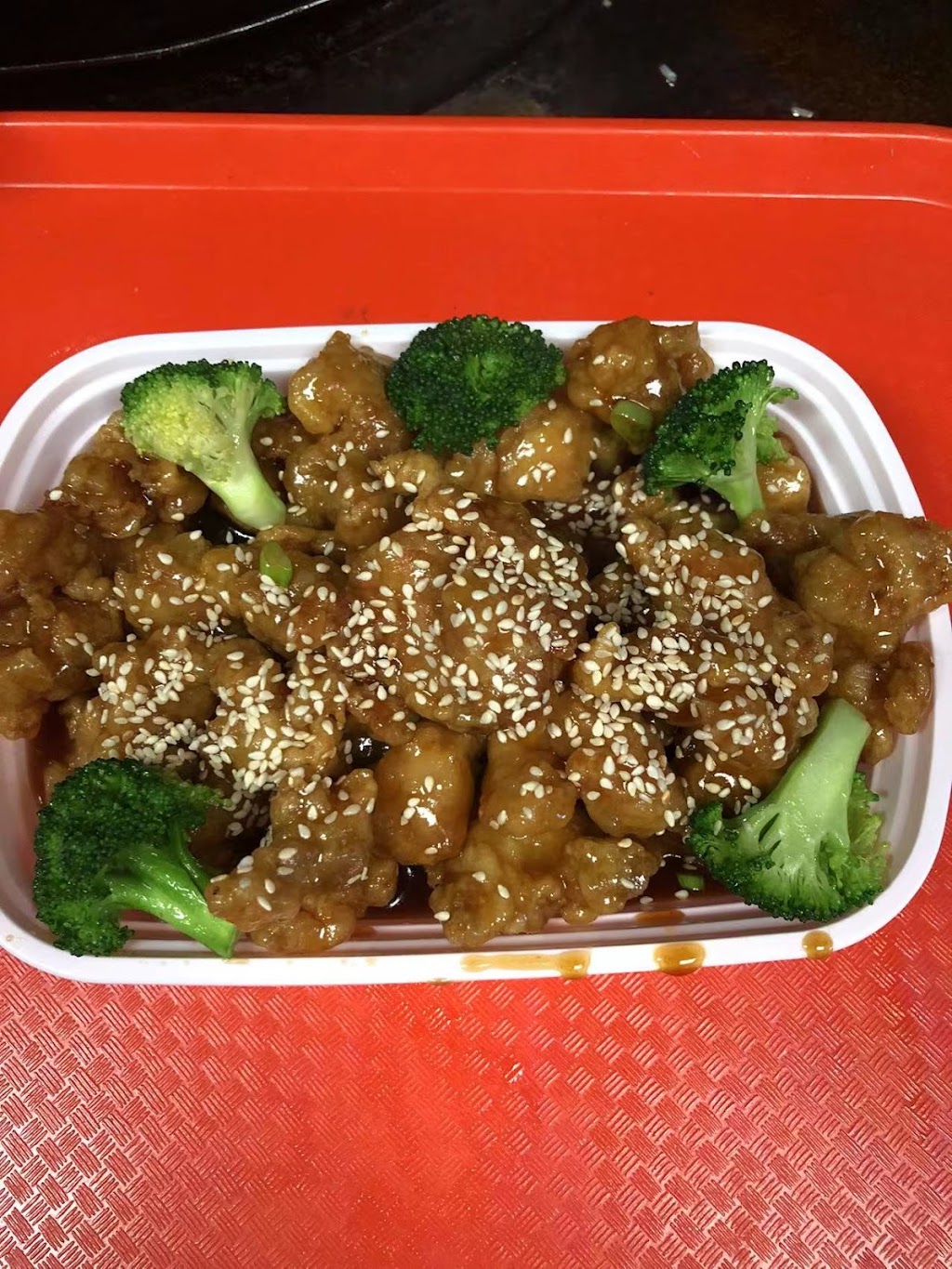 Hot Wok | restaurant | 36519 Oak Plaza Ave, Prairieville, LA 70769, USA | 2256777879 OR +1 225-677-7879
