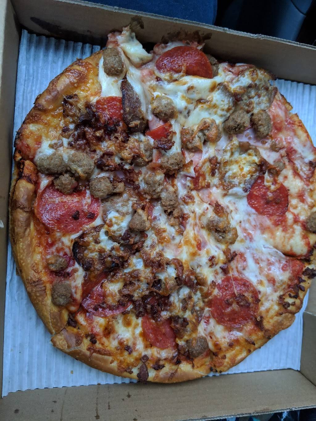 Papas Roast Beef & Pizza | restaurant | 15 Scammell St, Quincy, MA 02169, USA | 6177737400 OR +1 617-773-7400