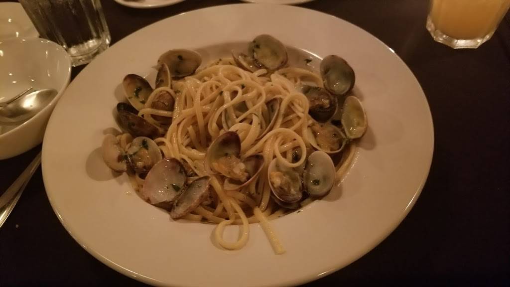 Venezia Italian Restaurant and Pizzeria | restaurant | 2500 N Palm Canyon Dr, Palm Springs, CA 92262, USA | 7608989255 OR +1 760-898-9255