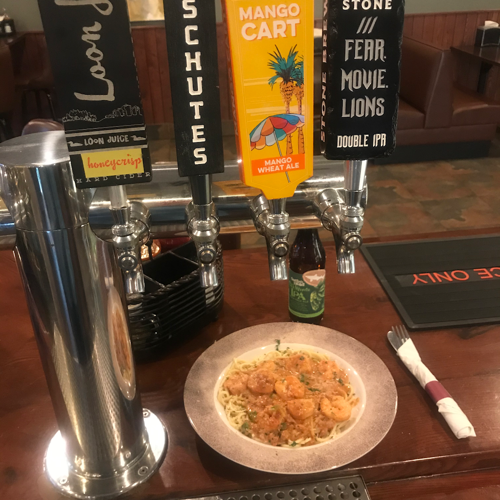 Cynthia’s Kitchen & Cocktails | restaurant | 111 S Main St, Upsala, MN 56384, USA | 3205733663 OR +1 320-573-3663