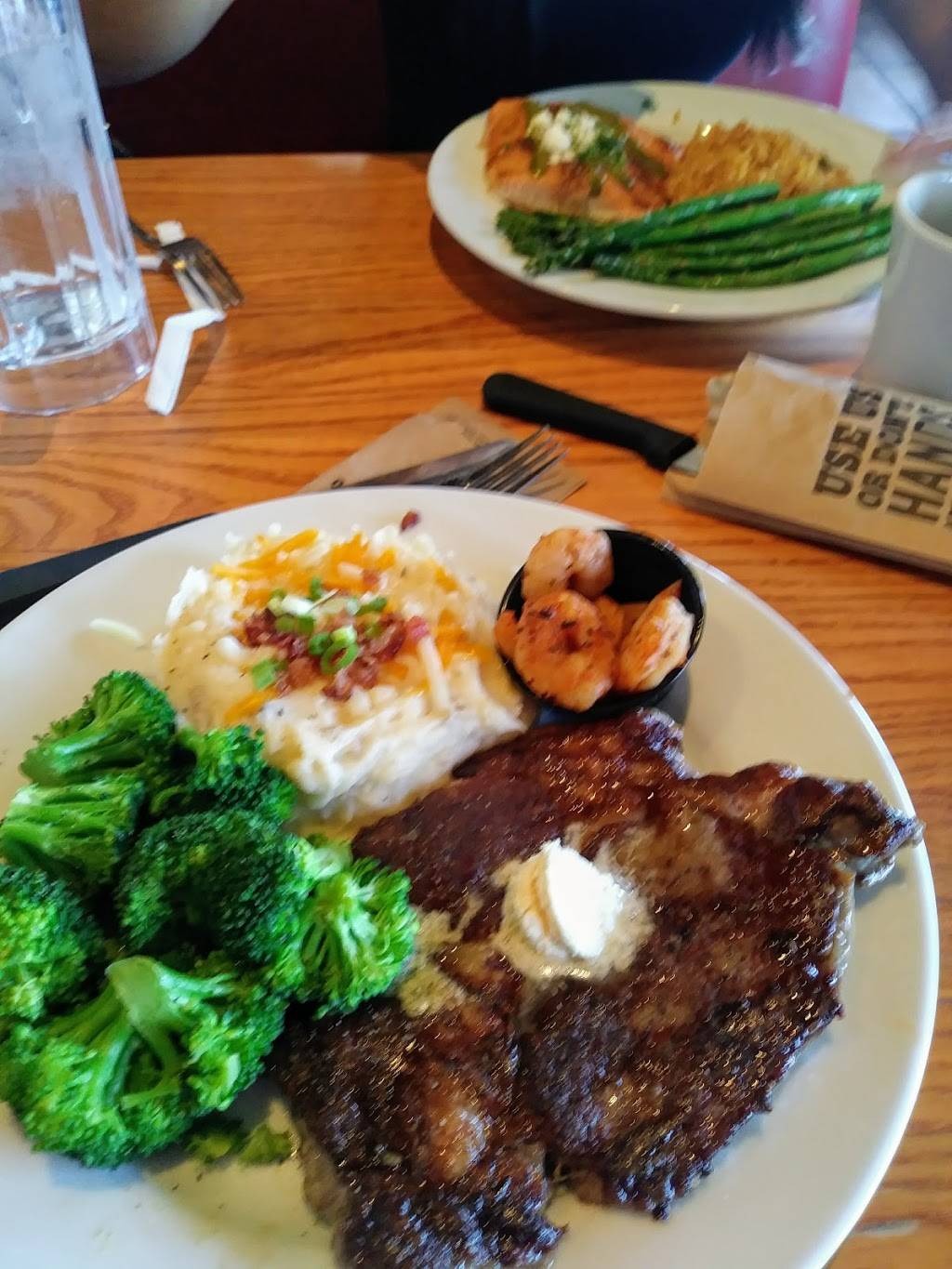 Chilis Grill & Bar | restaurant | 2240 Sun Ranch Village Loop SW, Los Lunas, NM 87031, USA | 5058664088 OR +1 505-866-4088