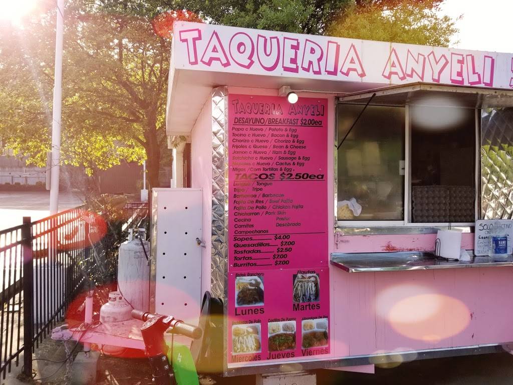 Taqueria Anyeli | restaurant | 916 W 32nd St, Austin, TX 78705, USA | 5126792540 OR +1 512-679-2540