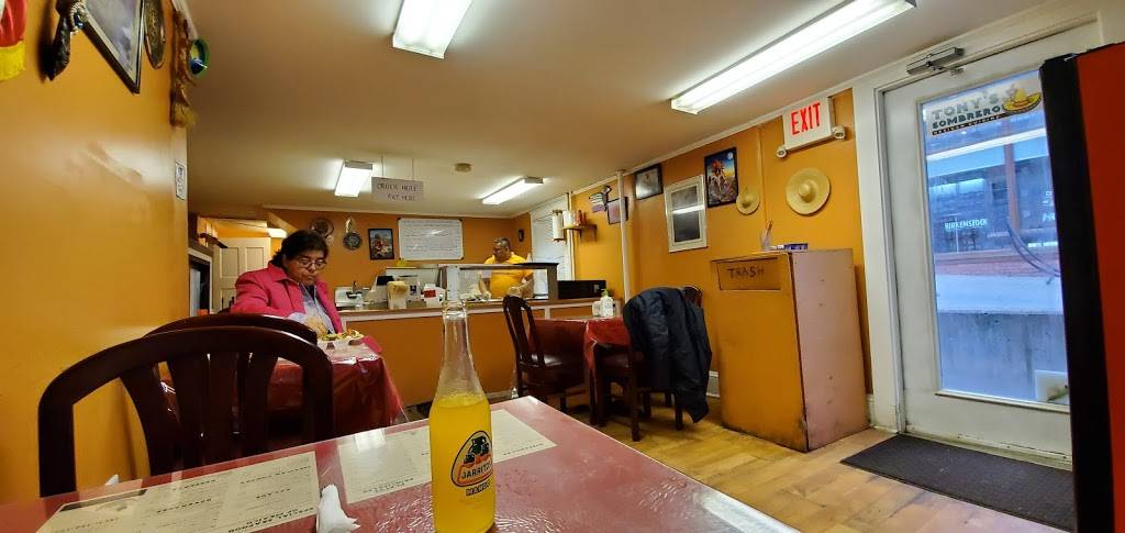 Tonys Sombrero | restaurant | 69 Spring St, Williamstown, MA 01267, USA | 4133445121 OR +1 413-344-5121