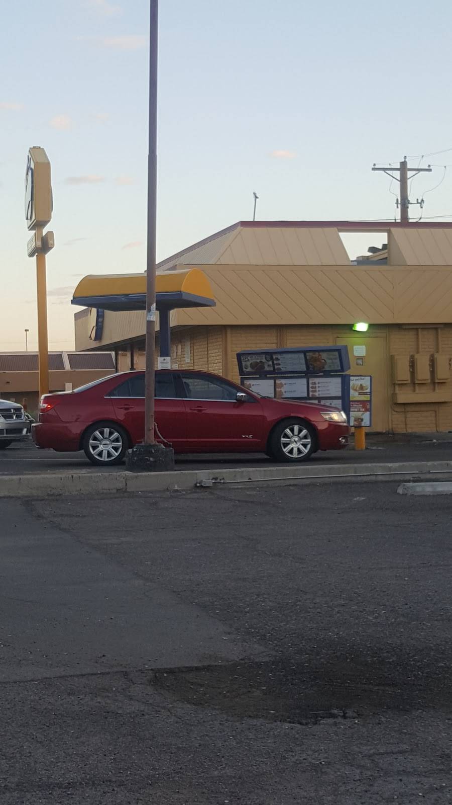 Churchs Chicken | restaurant | 1906 W Camelback Rd, Phoenix, AZ 85015, USA | 6022424386 OR +1 602-242-4386