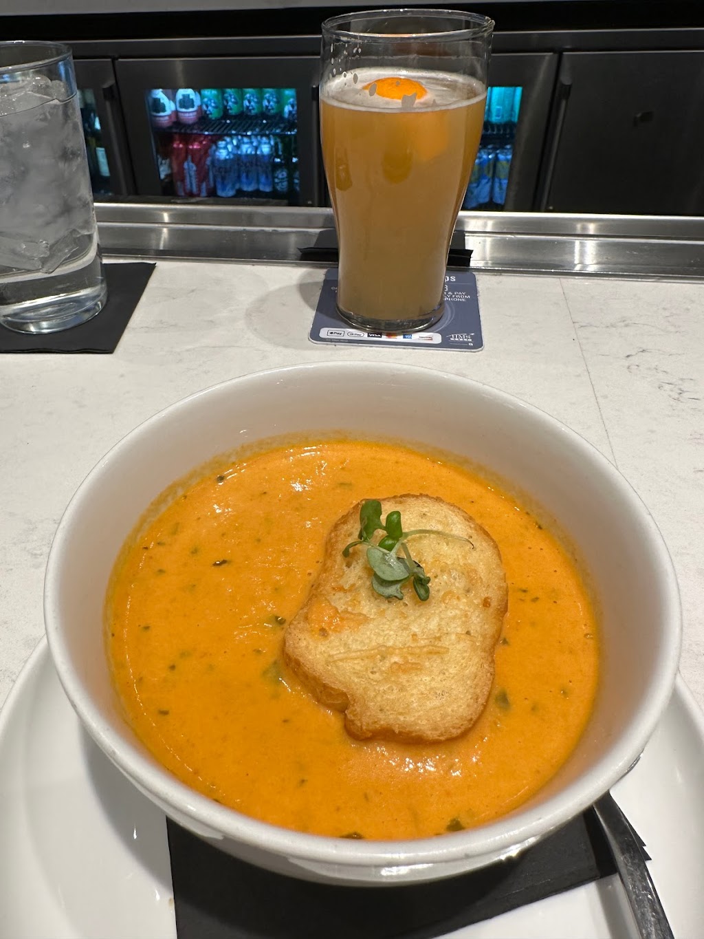 White Horse Spirits and Kitchen - SLC Airport | restaurant | Q2P7+6J4 Concourse A, Salt Lake City, UT 84116, USA | 8015588579 OR +1 801-558-8579