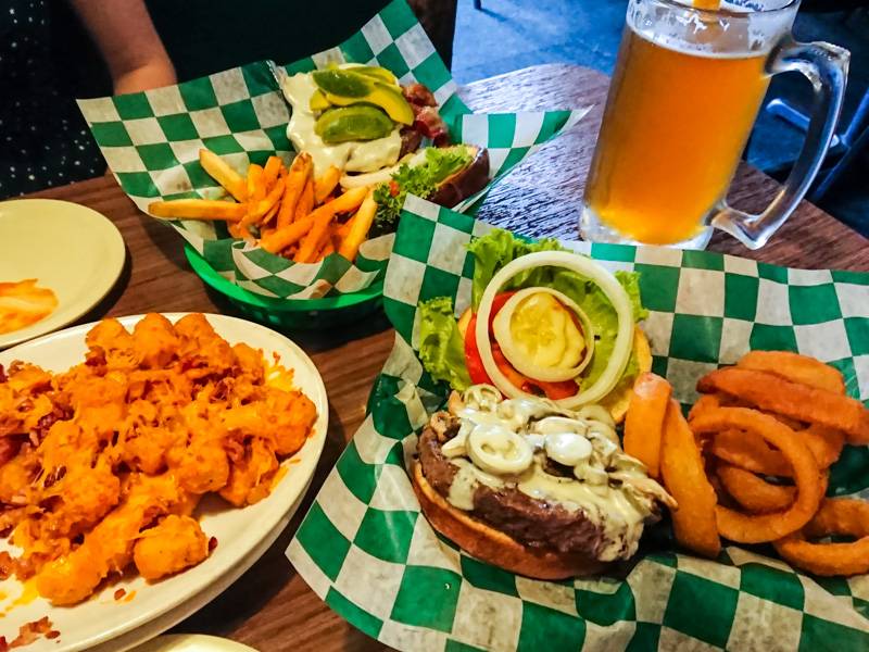 Crunchys | restaurant | 254 W Grand River Ave, East Lansing, MI 48823, USA | 5173512506 OR +1 517-351-2506