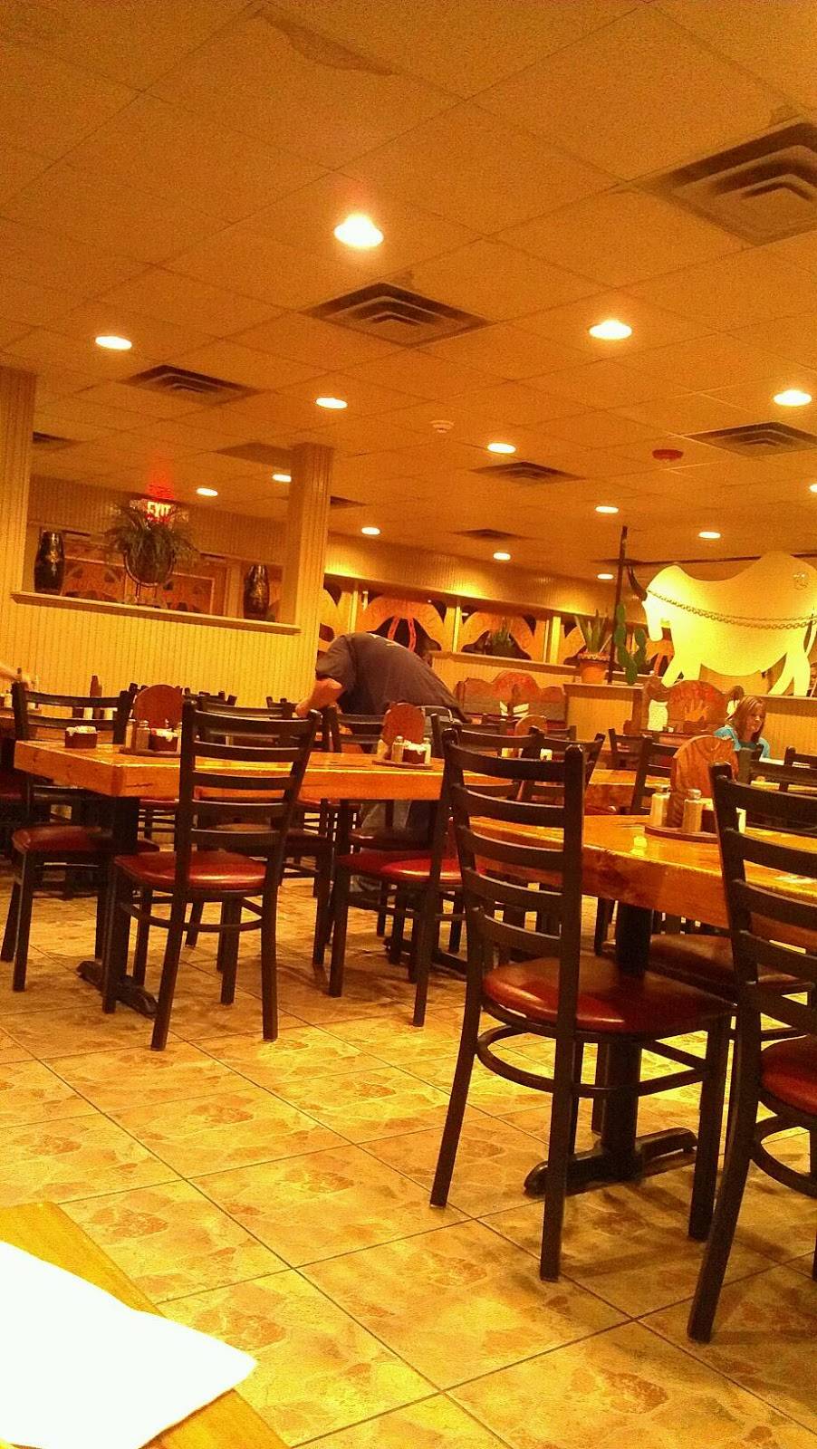 Mi Pueblo | restaurant | 980 TX-327, Silsbee, TX 77656, USA | 4093855288 OR +1 409-385-5288