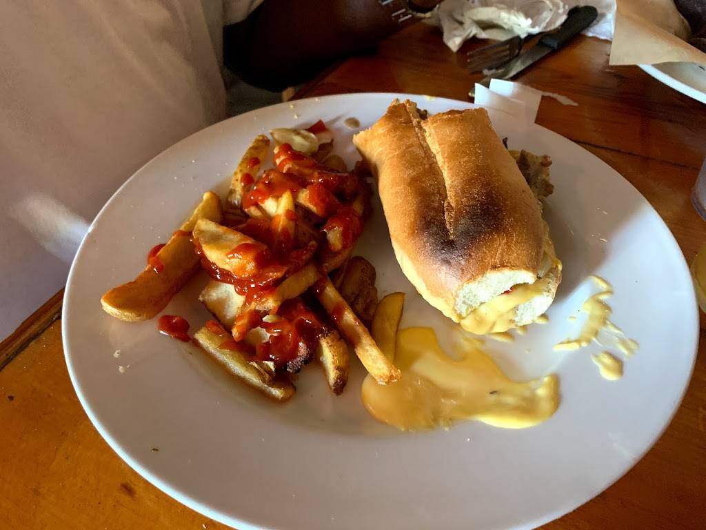 Teakwoods Tavern & Grill | restaurant | 151 E Williams Field Rd, Gilbert, AZ 85295, USA | 4808998325 OR +1 480-899-8325