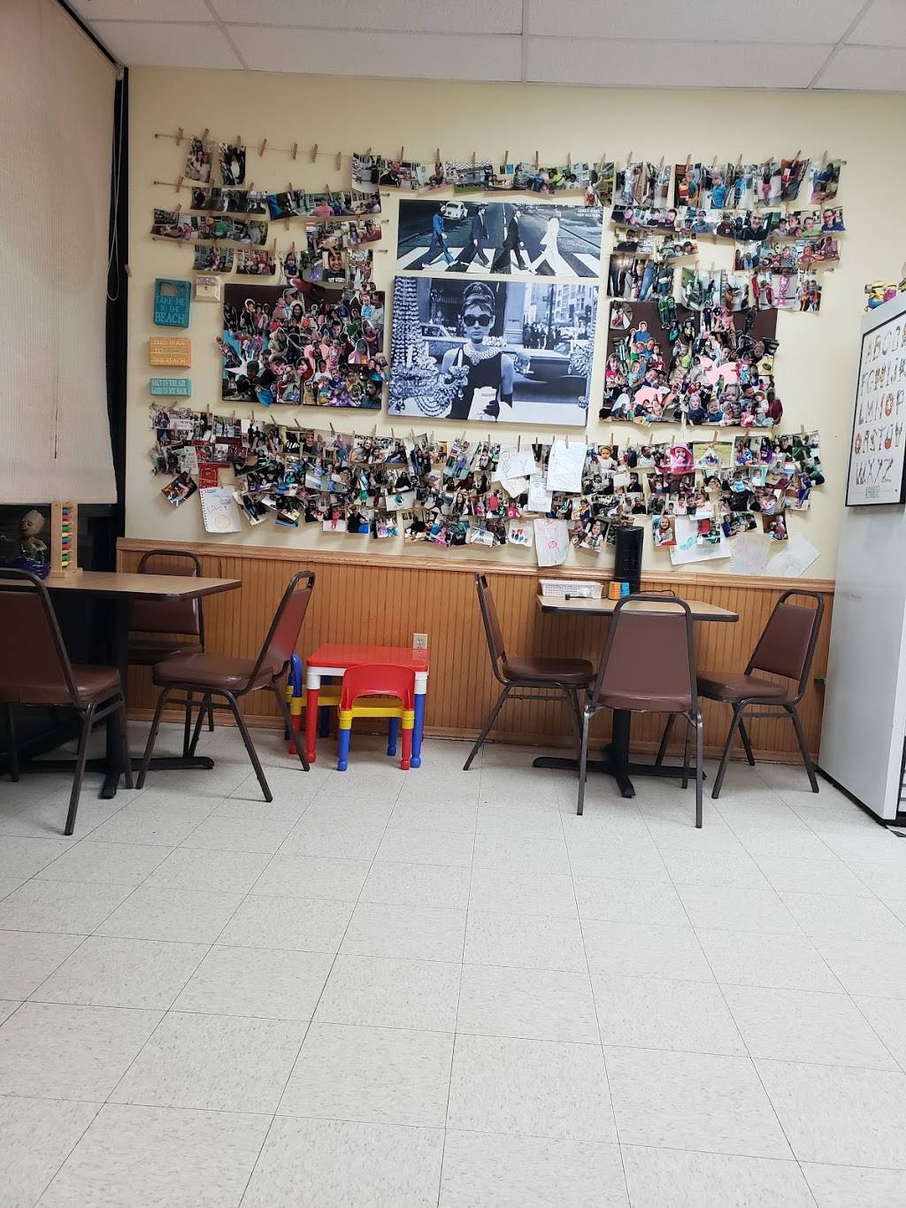 Blue Mound Donut | bakery | 1100 N Blue Mound Rd, Saginaw, TX 76131, USA | 8172349900 OR +1 817-234-9900