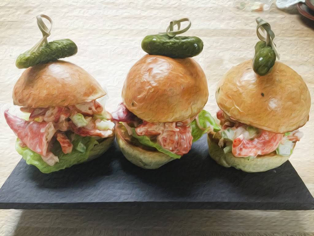 Bedford Village Inn & Restaurant | restaurant | 2 Olde Bedford Way, Bedford, NH 03110, USA | 6034722001 OR +1 603-472-2001