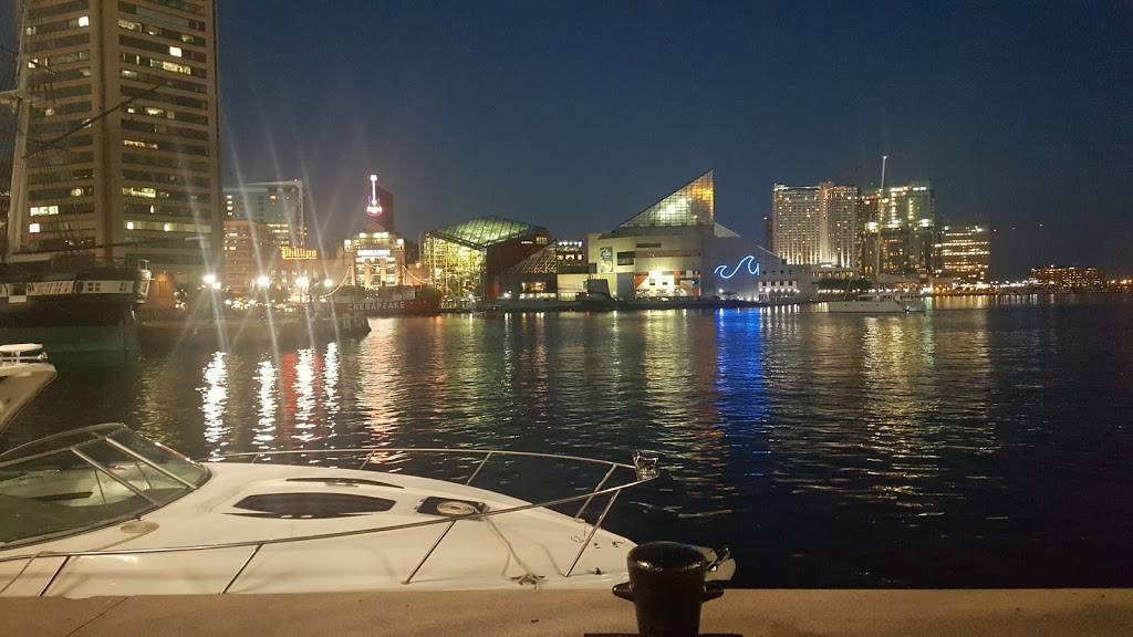 Bubba Gump Shrimp Company | restaurant | 301 Light Street, #1405 #1405, Baltimore, MD 21202, USA | 4102440838 OR +1 410-244-0838