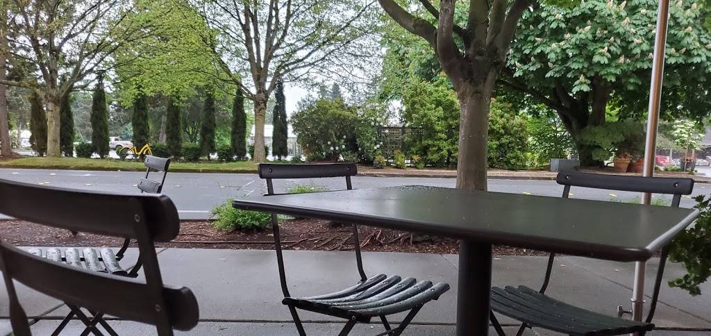 Chipotle Mexican Grill | restaurant | 13780 NE 175th St #104, Woodinville, WA 98072, USA | 4255270137 OR +1 425-527-0137