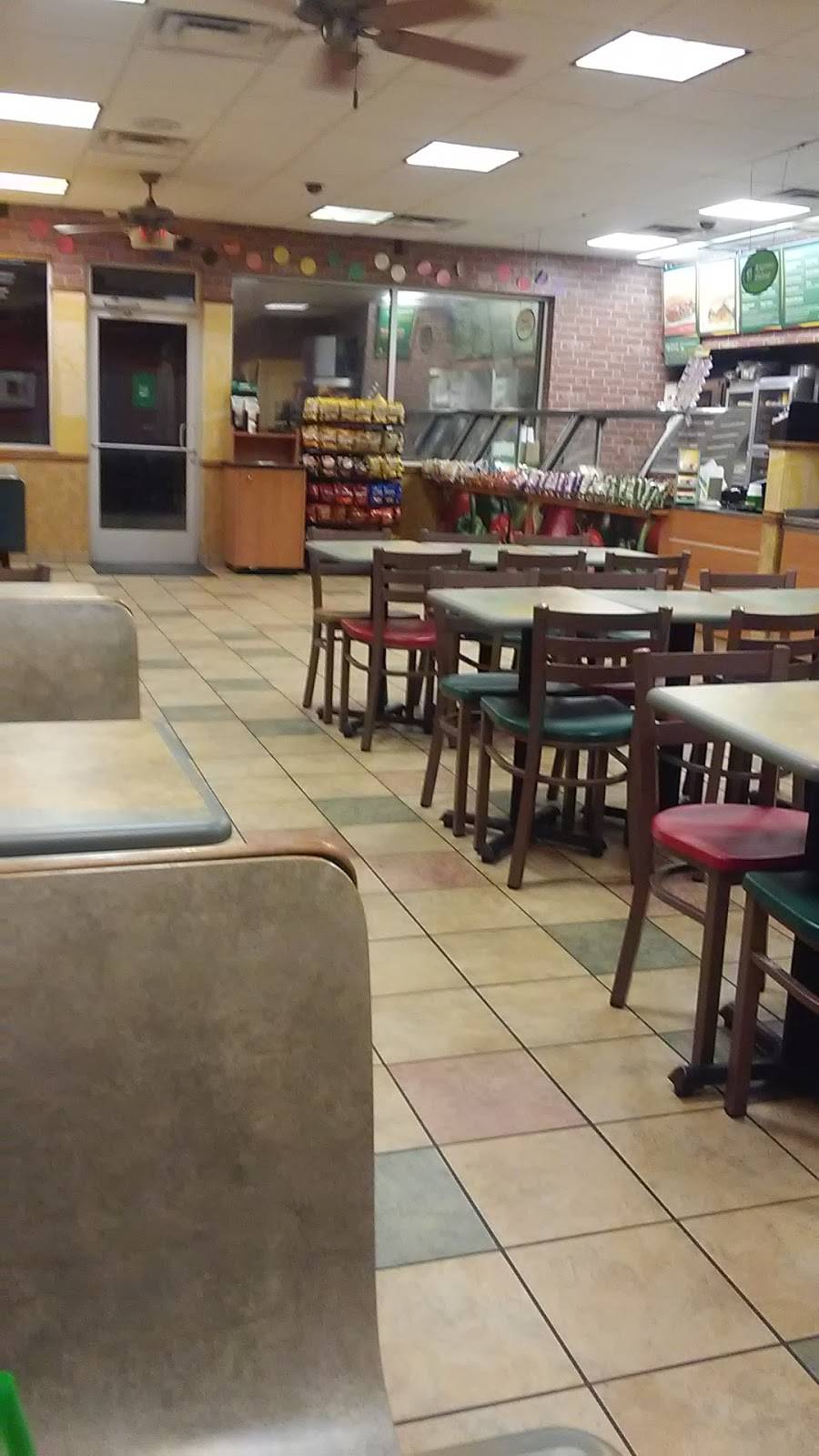 Subway | restaurant | 267 S Charles St, White Cloud, MI 49349, USA | 2316891864 OR +1 231-689-1864