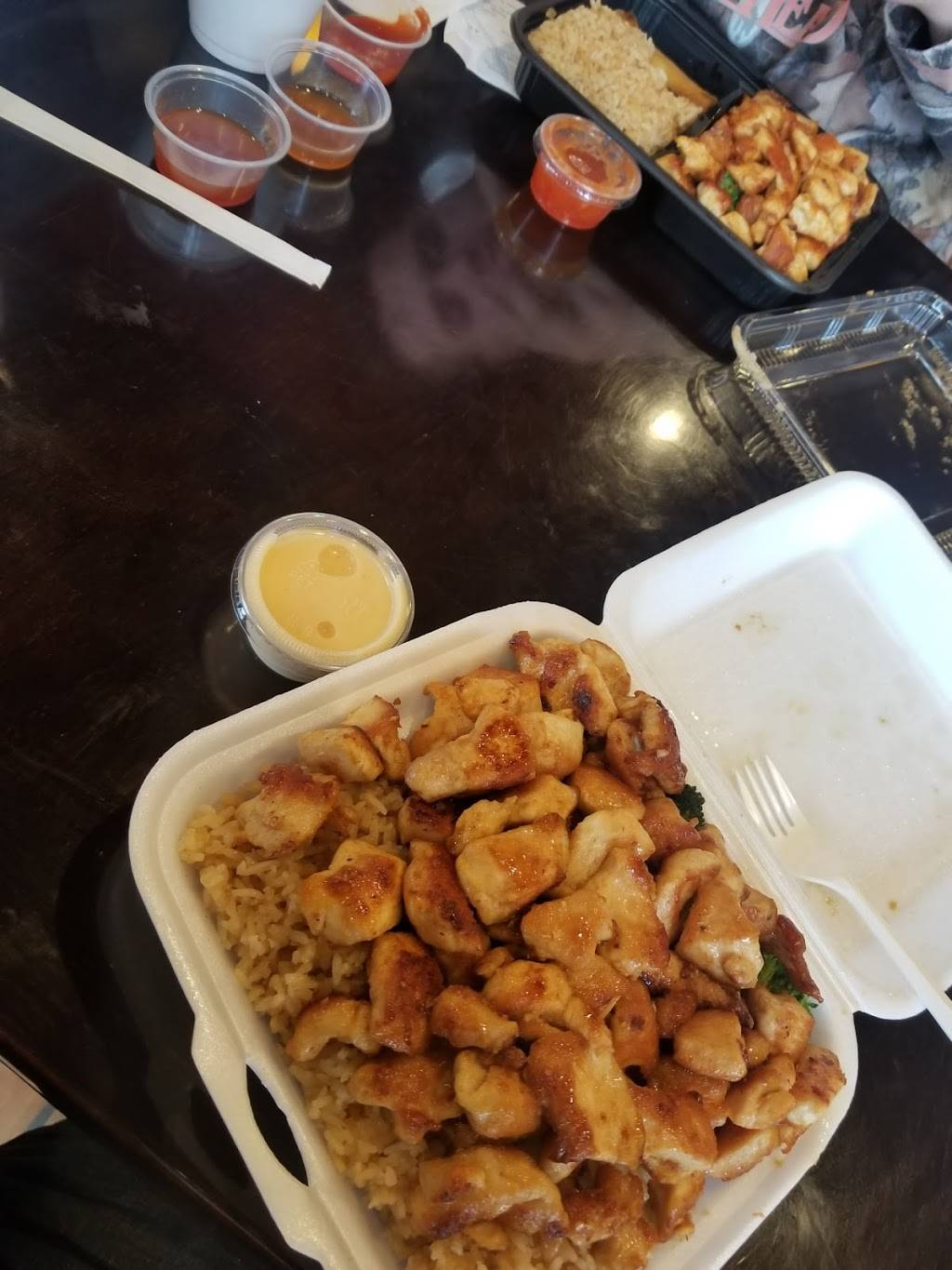 Tokyo Express | restaurant | 690 US-29 SUITE 130, Athens, GA 30601, USA | 7065438833 OR +1 706-543-8833