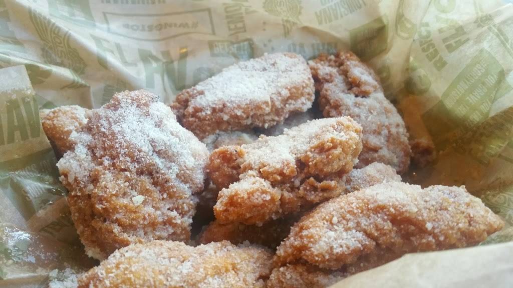 Wingstop | restaurant | 1060 N Main St #101b, Euless, TX 76039, USA | 8175710700 OR +1 817-571-0700