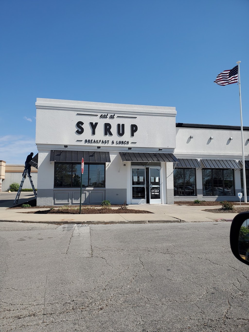 SYRUP - Aurora | restaurant | 1961 W Galena Blvd, Aurora, IL 60506, USA | 6308442444 OR +1 630-844-2444
