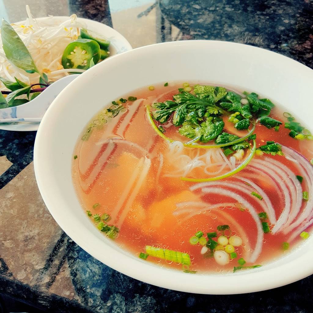 Pho VN Bistro | restaurant | 10003 NW Military Hwy #3101, San Antonio, TX 78231, USA | 2109949638 OR +1 210-994-9638