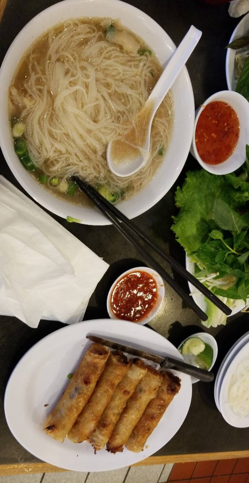 Saigon Flavor | restaurant | 208 E Valley Blvd, San Gabriel, CA 91776, USA | 6265726036 OR +1 626-572-6036