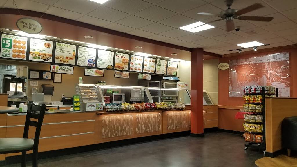 Subway | restaurant | 245 Centerville Road, Sycamore Court Unit #7, Lancaster, PA 17603, USA | 7177358383 OR +1 717-735-8383
