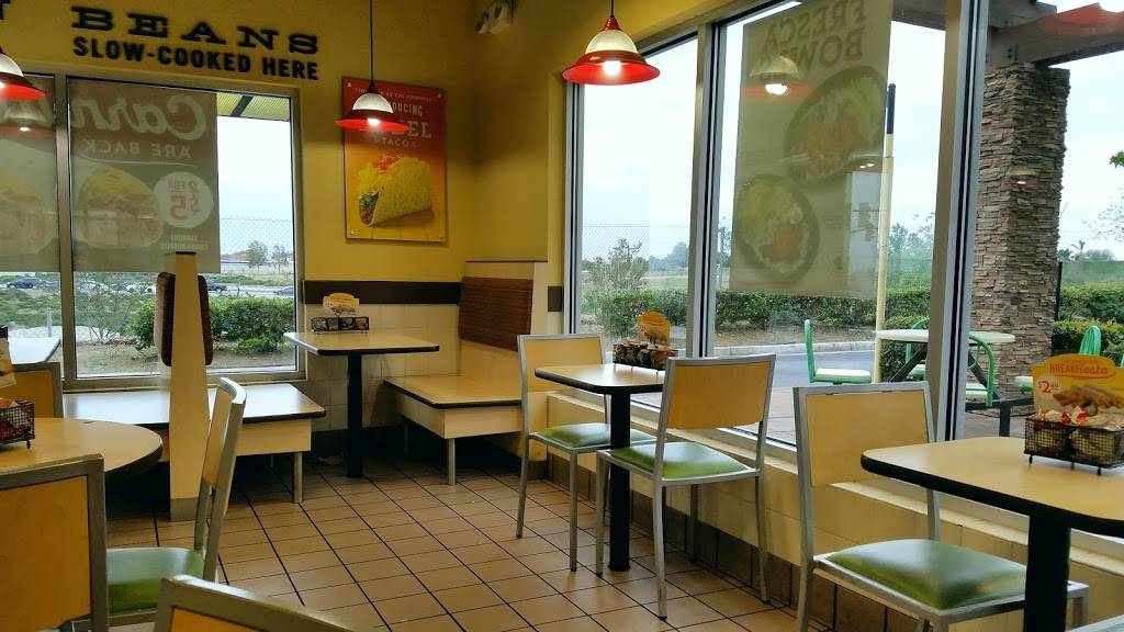 Del Taco | meal takeaway | 2000 Riverside Ave, Rialto, CA 92377, USA | 9098779700 OR +1 909-877-9700