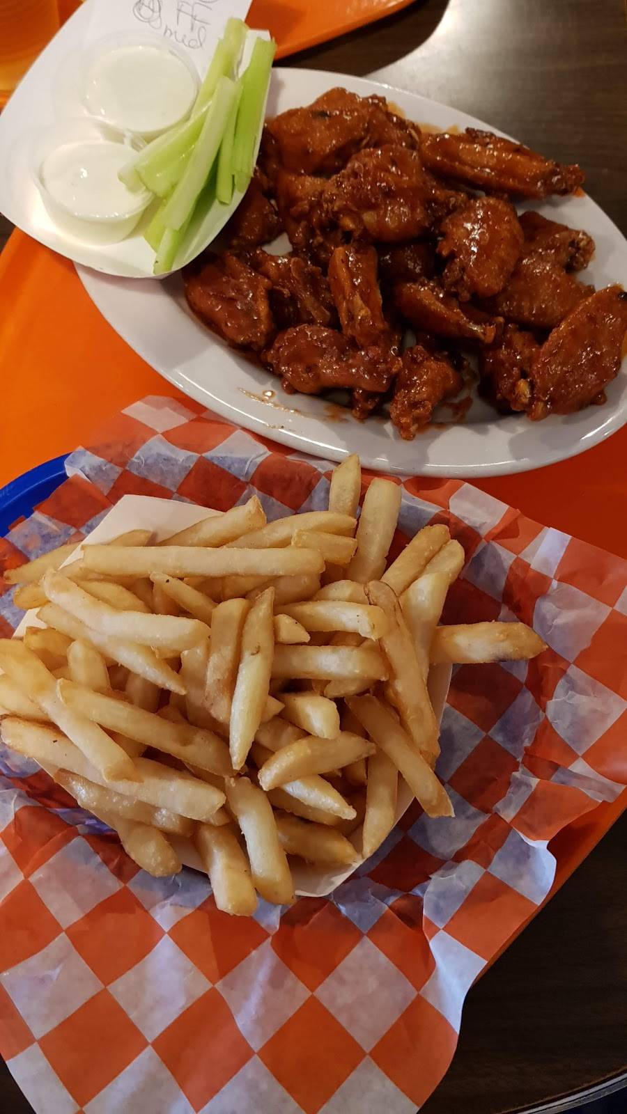 Varsity Pizza | restaurant | 802 S Crouse Ave, Syracuse, NY 13210, USA | 3154781235 OR +1 315-478-1235