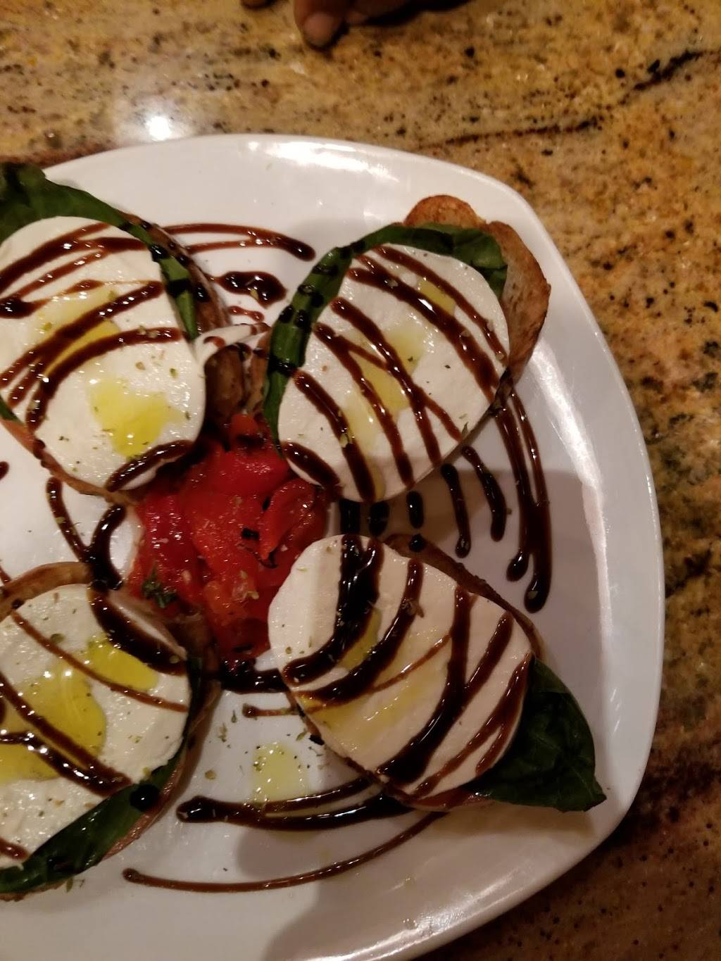 Sals Restaurant | meal delivery | 7356 Melrose Ave, Los Angeles, CA 90048, USA | 3236513822 OR +1 323-651-3822