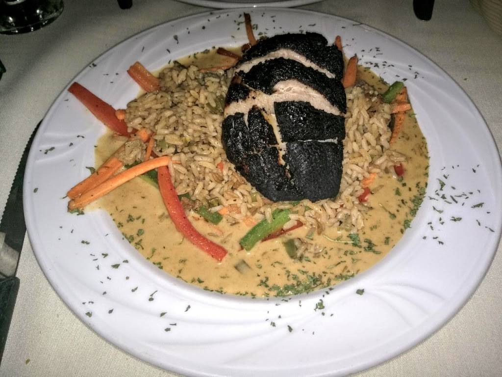 Louisiannes Etc. | restaurant | 7464 Hubbard Ave, Middleton, WI 53562, USA | 6088311929 OR +1 608-831-1929