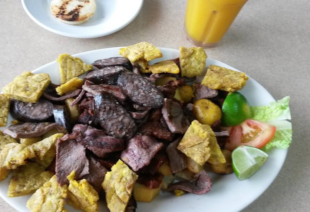 Mi Tierra Restaurant | bakery | 5818, 816 E Arrowood Rd, Charlotte, NC 28217, USA | 7045563044 OR +1 704-556-3044