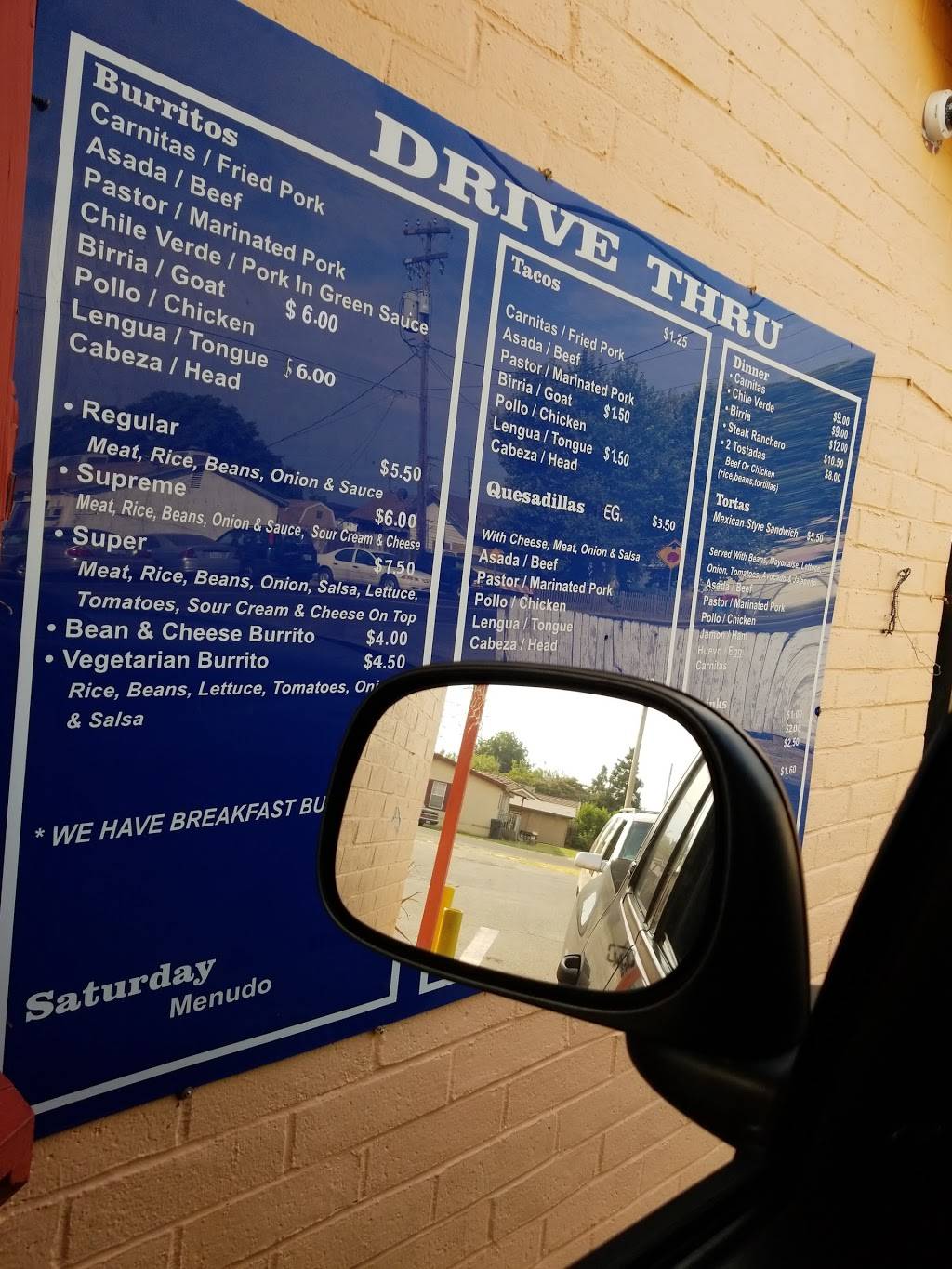 Julias Taqueria | restaurant | 4425 Main St, Denair, CA 95316, USA | 2096689427 OR +1 209-668-9427