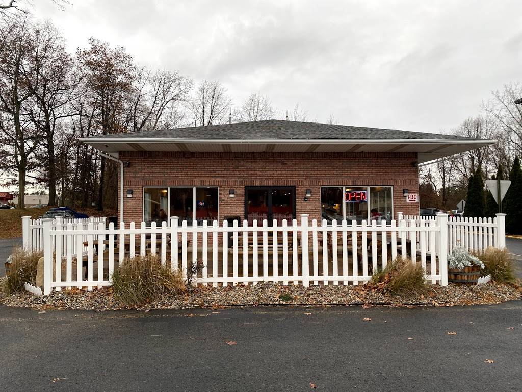 Teds Fish Fry | restaurant | 1663 U.S. 9, Clifton Park, NY 12065, USA | 5183738300 OR +1 518-373-8300