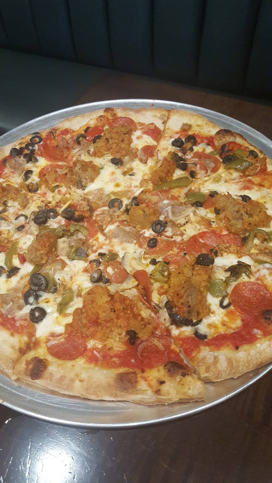 Pizza Masters | restaurant | 532 Broadway, Bayonne, NJ 07002, USA | 2014374802 OR +1 201-437-4802