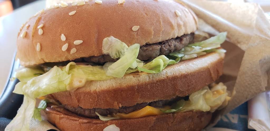 McDonalds | cafe | 88-14 Springfield Blvd, Queens Village, NY 11427, USA | 7182171585 OR +1 718-217-1585