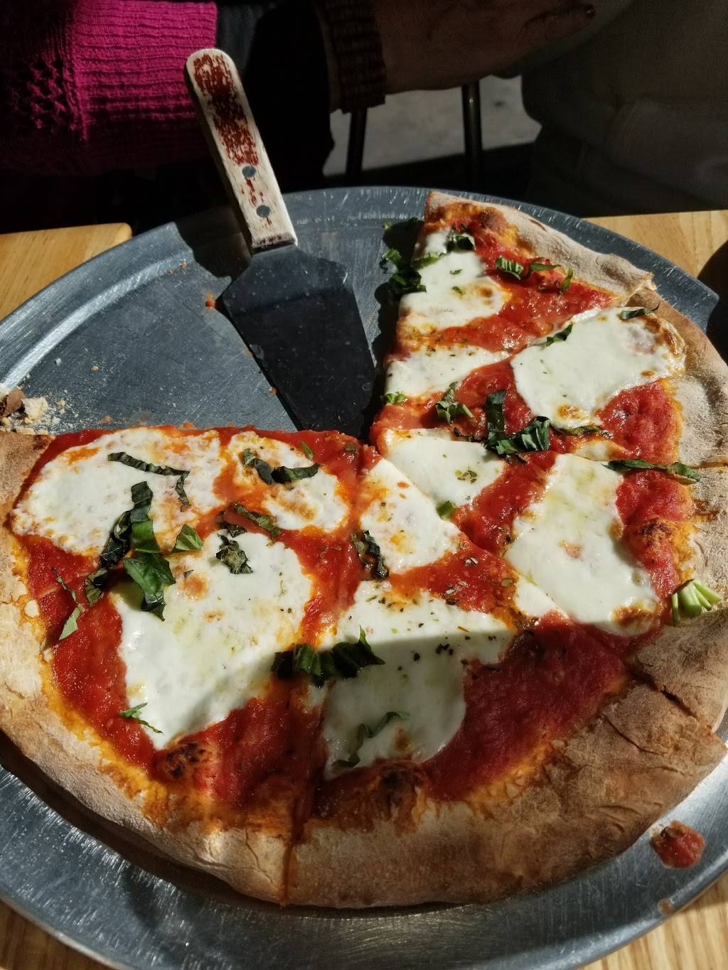 Arte Pizza | restaurant | 109 N 3rd St, Fernandina Beach, FL 32034, USA | 9042771515 OR +1 904-277-1515