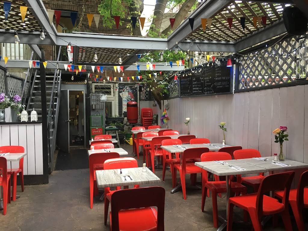 The Rosedale Diner | restaurant | 1164 Yonge St, Toronto, ON M4W 2L9, Canada | 4169233122 OR +1 416-923-3122